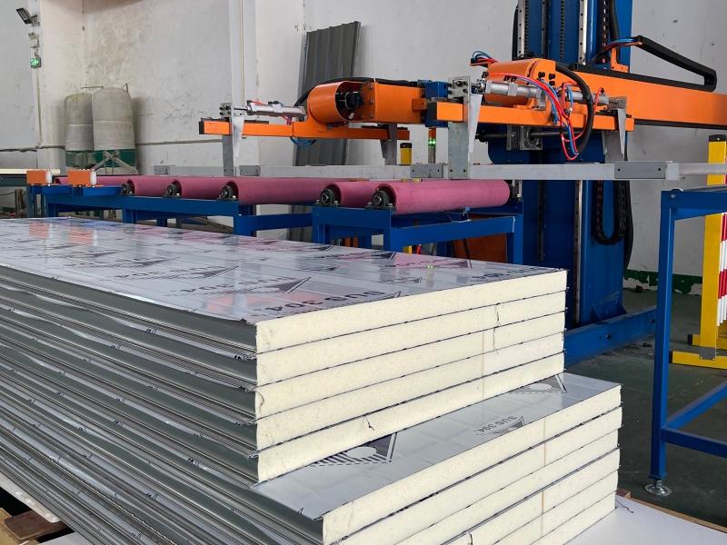 Polyurethane-sealed rock wool board
